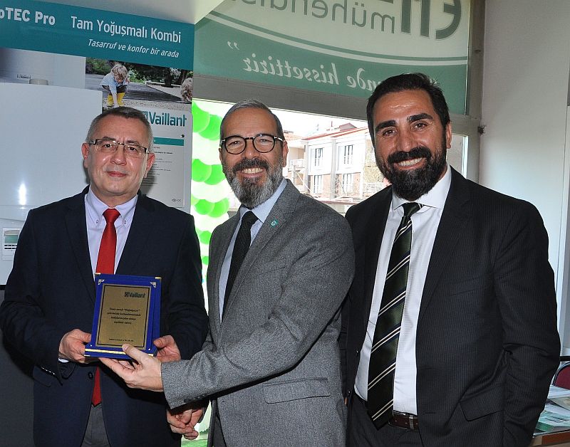 Vaillant Türkiye Satış ve Pazarlama Direktörü Erol Kayaoğlu, Vaillant Türkiye Satış Direktörü Yusuf Türkel, Vaillant Türkiye Pazarlama Direktörü Hazım Bumin