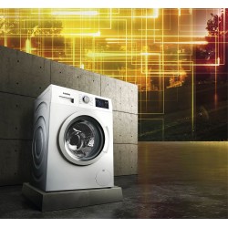 Siemens Ev Aletleri, tasarruf performansını sürekli geliştirdiği çevre dostu ve yenilikçi ürünleri ile geleceğe yatırım yapıyor. Siemens Ev Aletleri, tasarruf performansını sürekli geliştirdiği çevre dostu ve yenilikçi ürünleri ile geleceğe yatırım yapıyor.
