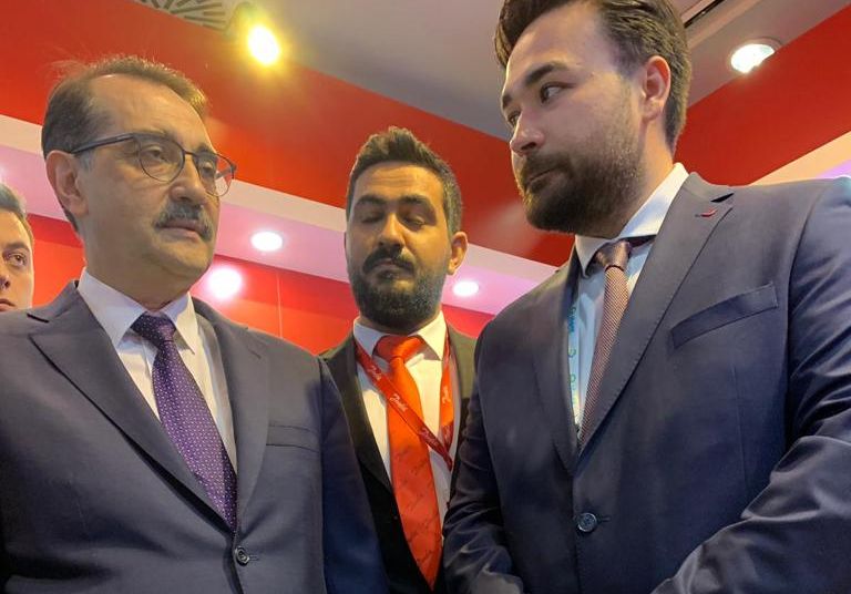 Danfoss standını Enerji ve Tabii Kaynaklar Bakanı Fatih Dönmez ziyaret ederek bilgi aldı