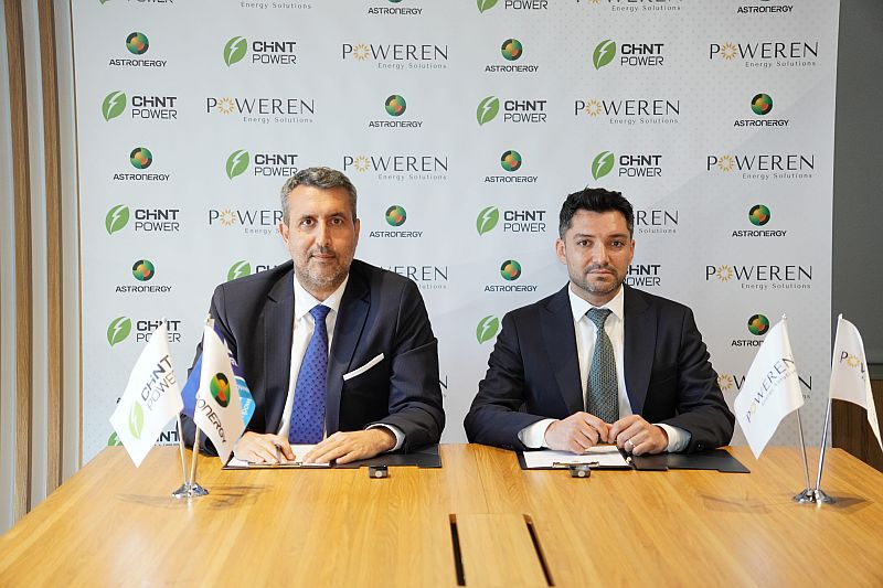 Chint Solar Türkiye Grubu Yönetim Kurulu Başkanı Ercüment Kaya ve Poweren Enerji Yönetim Kurulu Başkanı Halife Koç