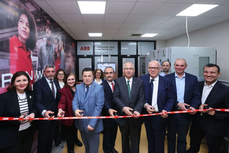 Akıllı Dağıtım Şebekesi Araştırma Laboratuvarı Kocaeli Üniversitesi ve ABB İş Birliği ile Açıldı