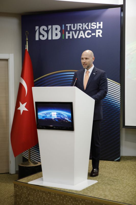 İSİB’DE BAYRAK DEĞİŞİMİ: Yönetim Kurulu Başkanlığına OSMAN BAŞTAŞ Seçildi