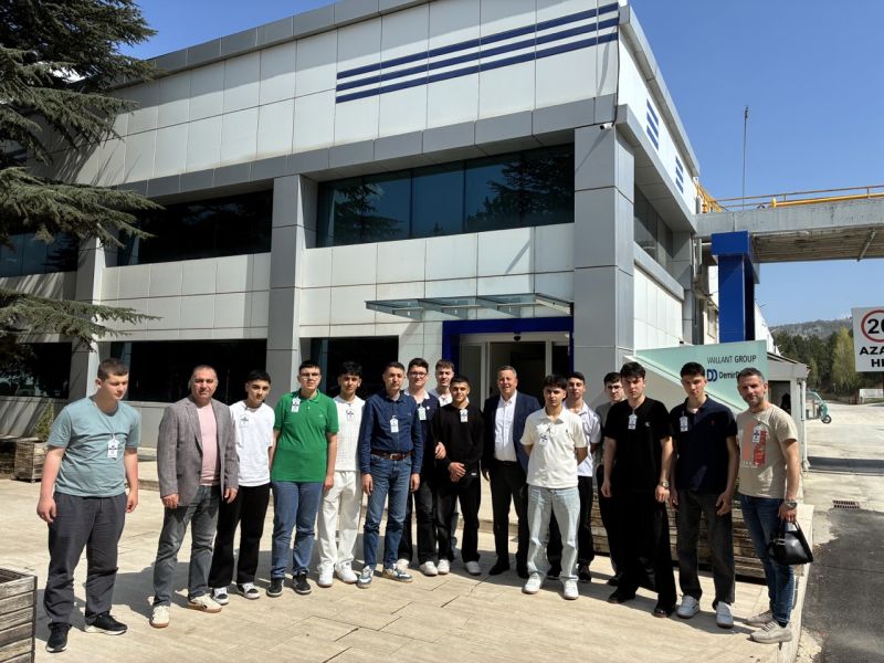 DemirDöküm, meslek lisesi öğrencilerine üretim üssünün kapılarını açtı