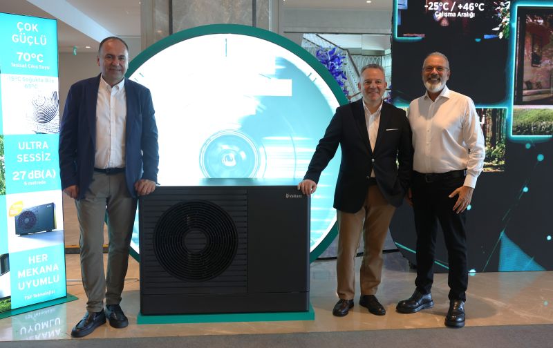 Vaillant Group Türkiye Pazarlamadan Sorumlu Genel Müdür Yardımcısı Ufuk Atan - Vaillant Group Türkiye CEO’su Alper Avdel - Vaillant Group Türkiye Satıştan Sorumlu Genel Müdür Yardımcısı Erol Kayaoğlu