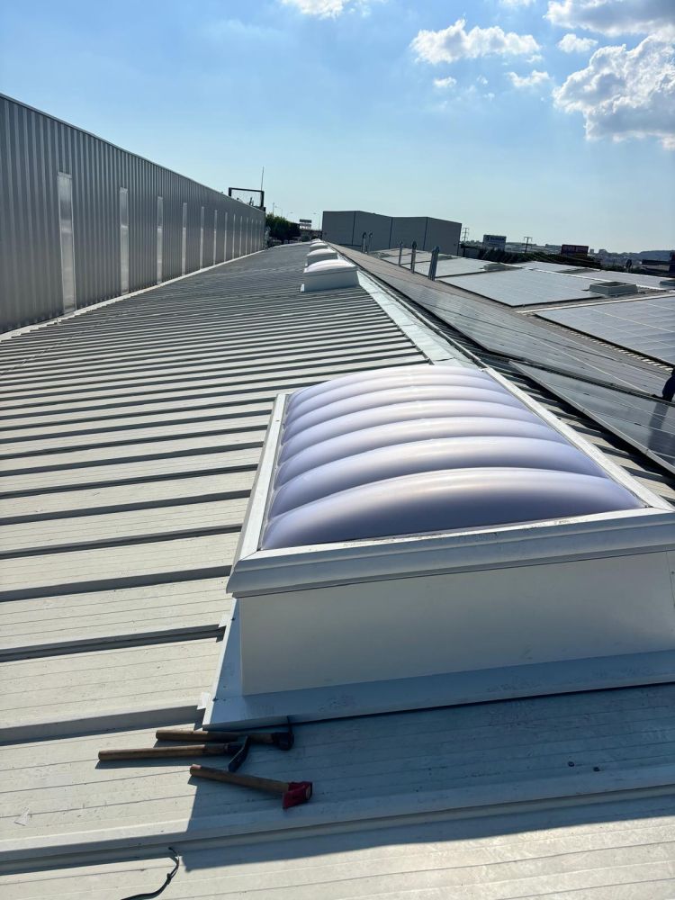 LAMILUX F100W duman tahliye kapakları