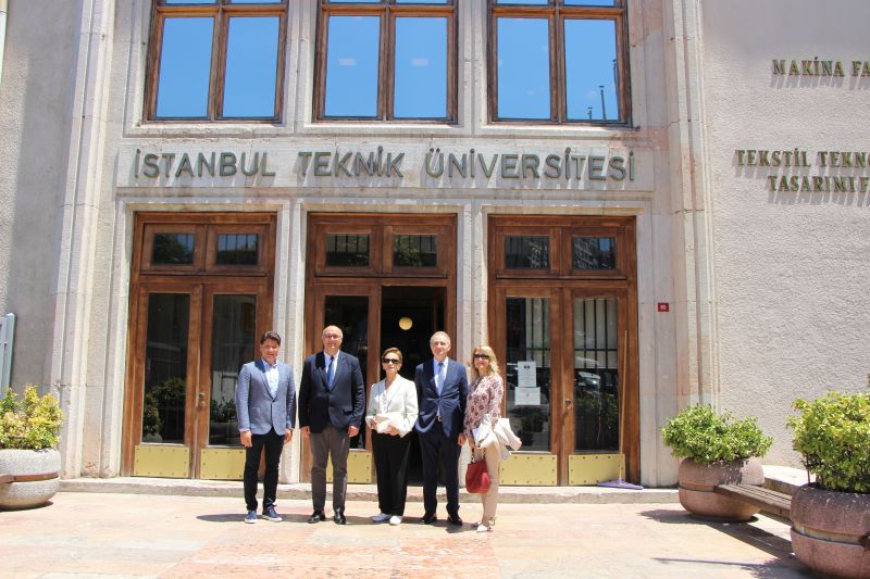 İTÜ Makina Fakültesi Bedi Korun Bilgisayar Laboratuvarı Öğrencilerle Buluşmaya Hazır